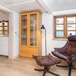 House With Beautiful Garden בית נופש Glesborg