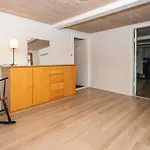 בית נופש House With Beautiful Garden *