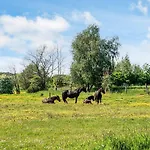בית נופש House With Beautiful Garden Glesborg