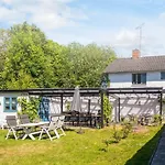 בית נופש House With Beautiful Garden Glesborg
