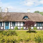 בית נופש House With Beautiful Garden Glesborg